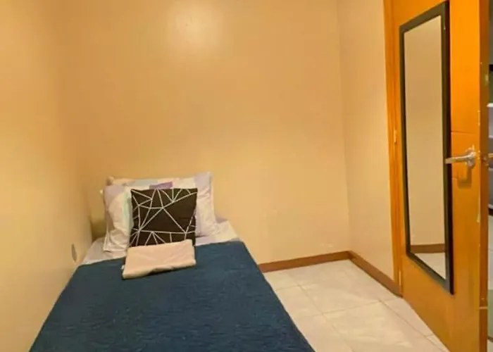 Apartment Two Bedrooms With Free Wifi, Netflix,youtube Manila
